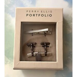 NWT Perry Ellis Portfolio Cuff Links and tie bar set